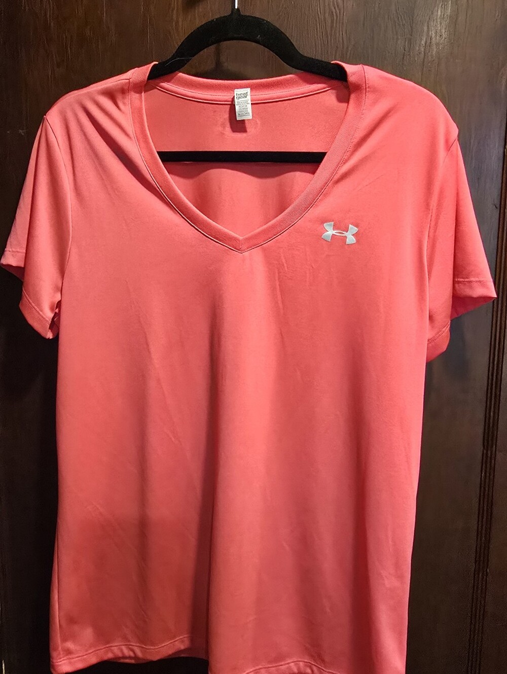 Under Armour Coral V-Neck Short Sleeve Performance Tee Heat Gear